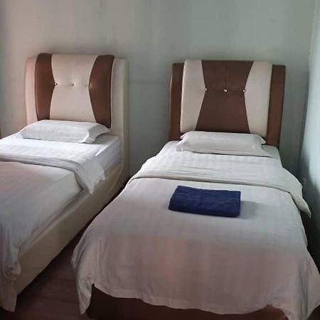 Marina Court Kk City Homestay Kota Kinabalu Exterior photo